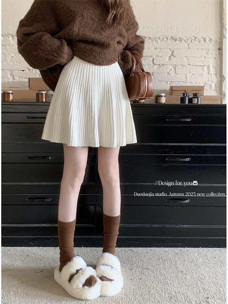 Grey Slimming High-Waisted Knit A-line Skirt - Women's 2025 Retro Korean Style Short Skirt