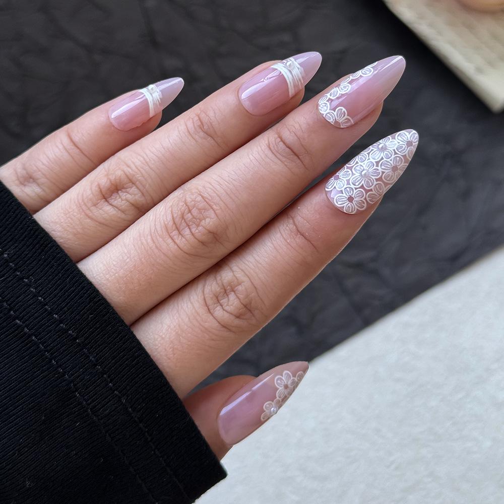 Handmade French Lace Pearl Manicure: Exquisite Almond-Shaped Wedding Nails (24 Pieces)