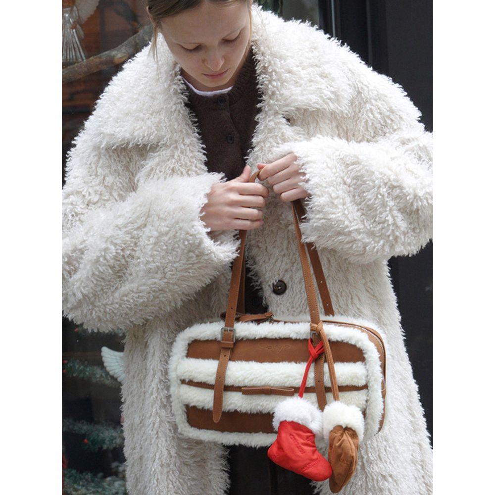 CARLYN Shearling Socks Charm J74343010