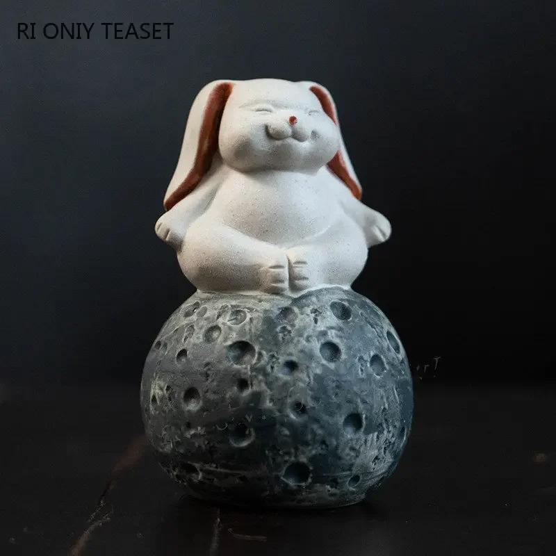 Chinese Yixing Handmade Sculpture Purple Clay Tea Pet Moon Rabbit Model Ornaments Tea Figurine Crafts Zisha Tea Set Decoration