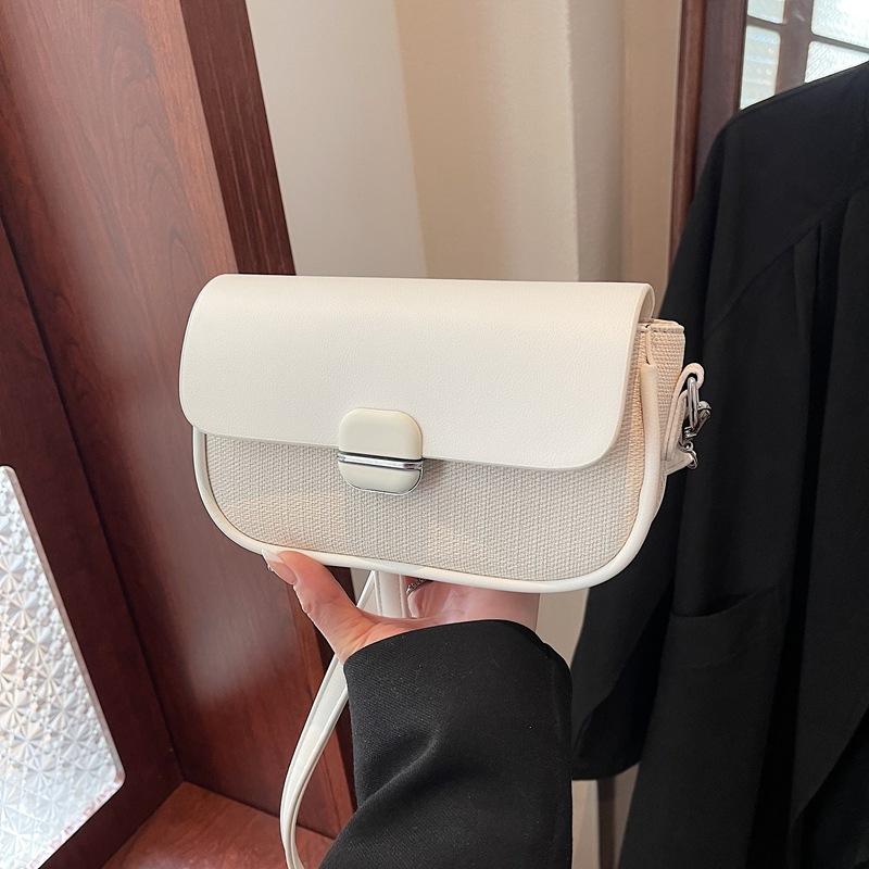 Premium Texture Bag Women's Autumn and Winter 2025 New Fashion Niche Design Shoulder Messenger Bag Casual Small Square Bag