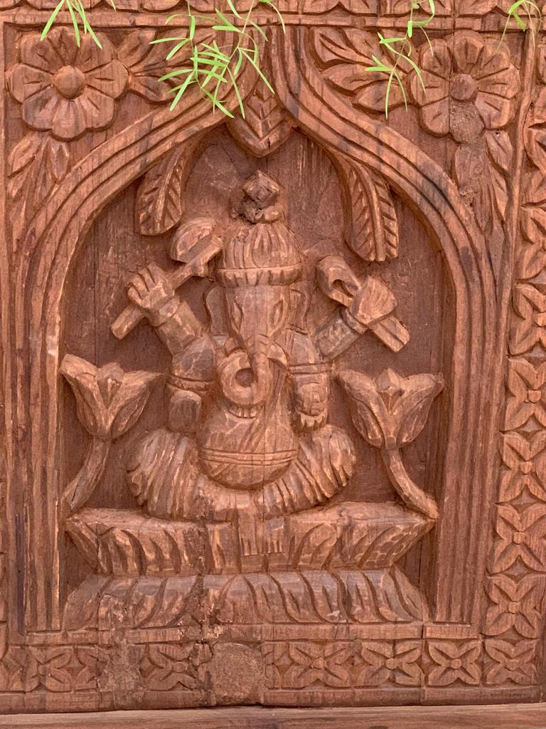 Teak Wood Ganesha Wall Panel: Handcrafted Hindu Temple Decor