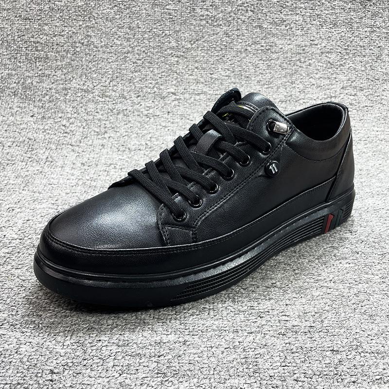 

2025 spring and autumn new cowhide men s trendy shoes leather sports shoes board shoes versatile men s shoes non-slip and wear-resistant casual shoes 44