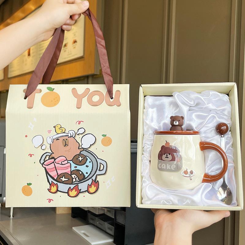 Souvenir Mädchen Niedlicher Keramikbecher mit Deckel Paar Wasserbecher Kreativer Praktischer Becher Herren Kaffeetasse Geschenk