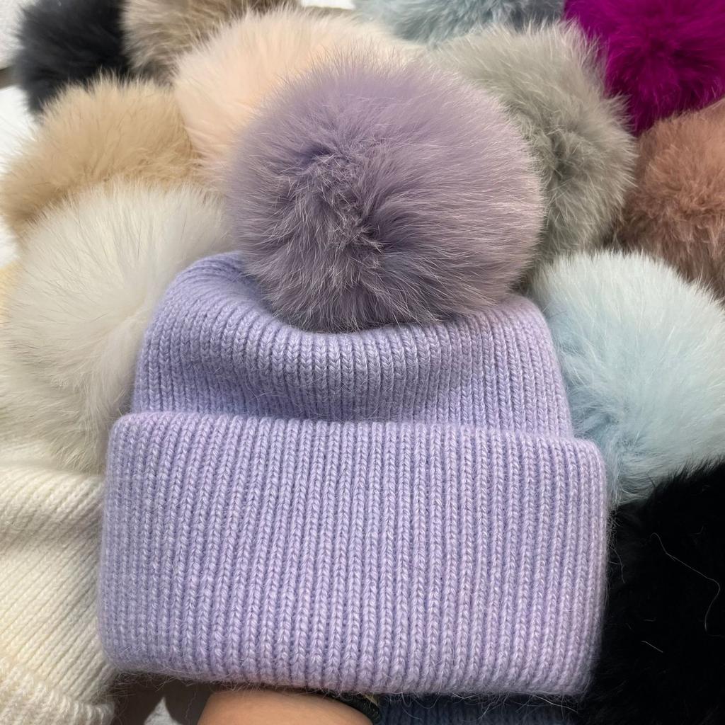 Iceland~ Flowers and Teen Stars Big Hairball Sweet and Cute Wool Hat Winter Warm Rabbit Hair Knitted Hat