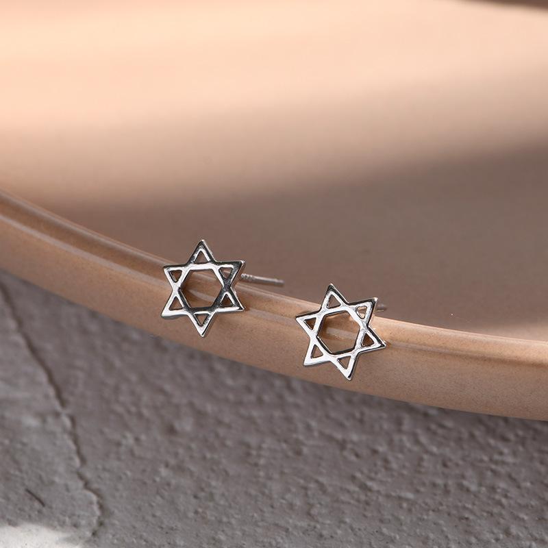 Hexagram Star Stud Earrings Women's Fashion Simple Hollow Wish Star Ear Jewelry Fresh Korean Version Niche Design Accessories
