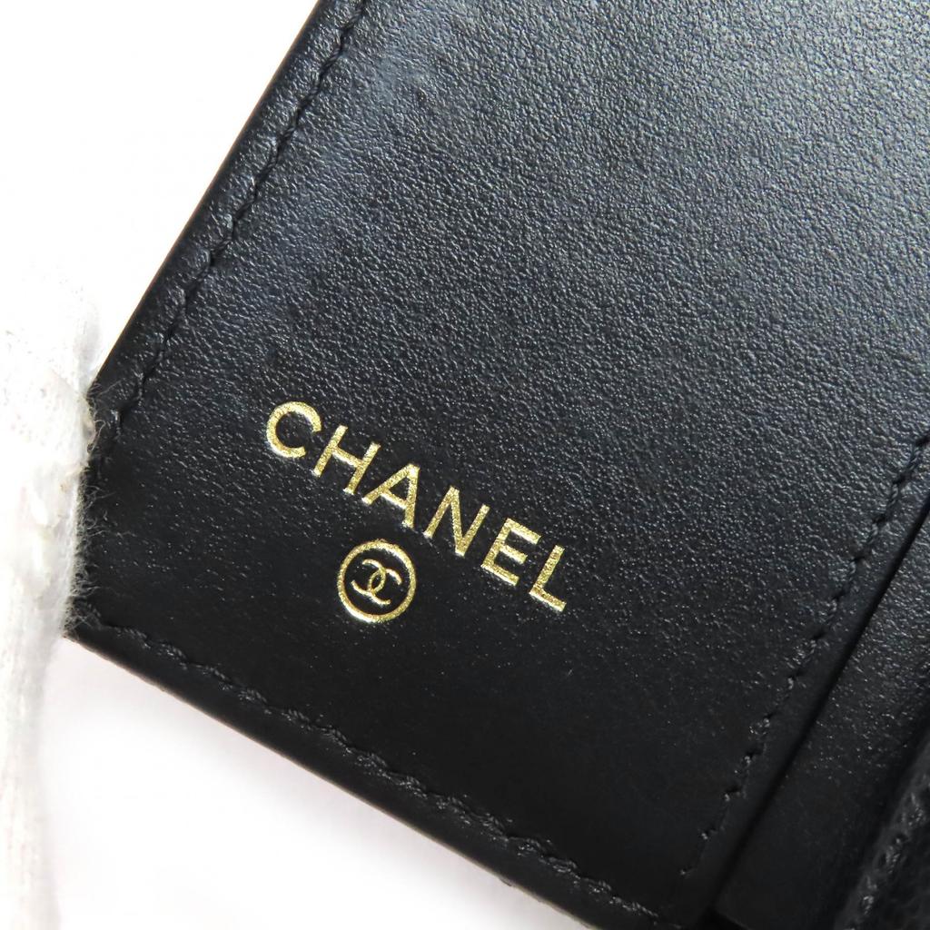 Great CHANEL COCO Mark Matelasse Small Flap Wallet Caviar skin AP4173 Used