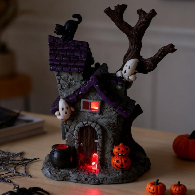 Resin Ghostly Town Haunted Houses Halloween Decorations Lighted Halloween Village Houses with LED Light for Table Desk