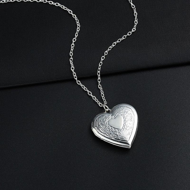 1PC Love Heart DIY Photoframe Openable Necklace Charm Vintage Necklace Pendant Photo Picture Locket Carved Heart