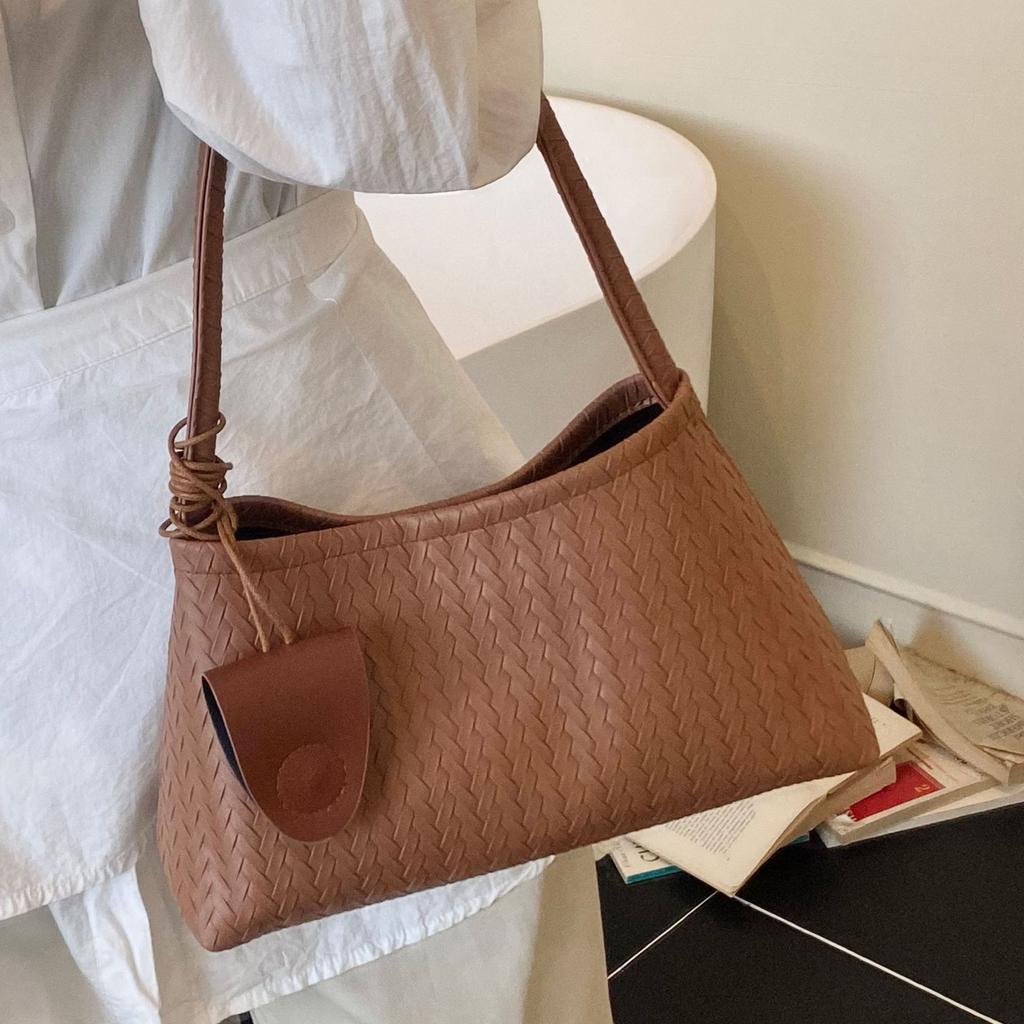 2025 Summer New French Oblique Span Bag Trendy Hand Bag Fashion Woven Shoulder Underarm Baguette Mother Bag Women