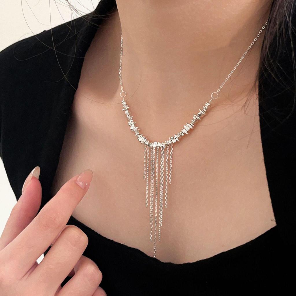 Yinruitai S925 Sterling Silver Tassel Necklace - Elegant Clavicle Chain with Luxurious Choker Design