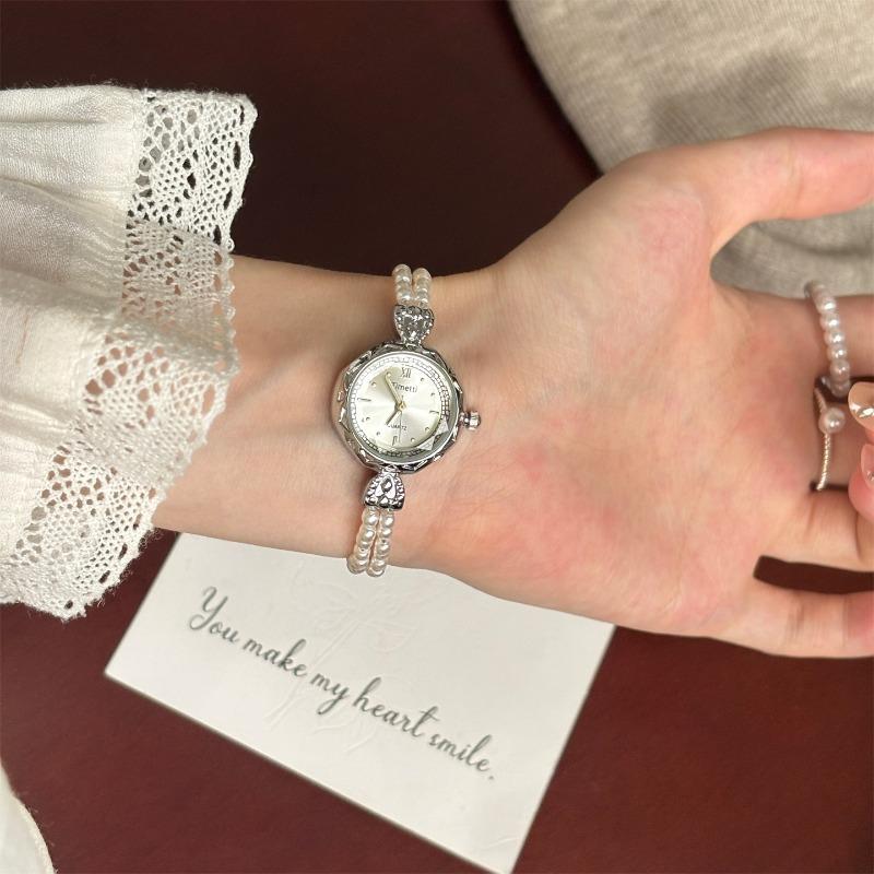 Women's Gold Plated Quartz Watch Luxury Pearl Strap Wristwatch for Ladies Relgio Feminino Dropshipping Student Gift