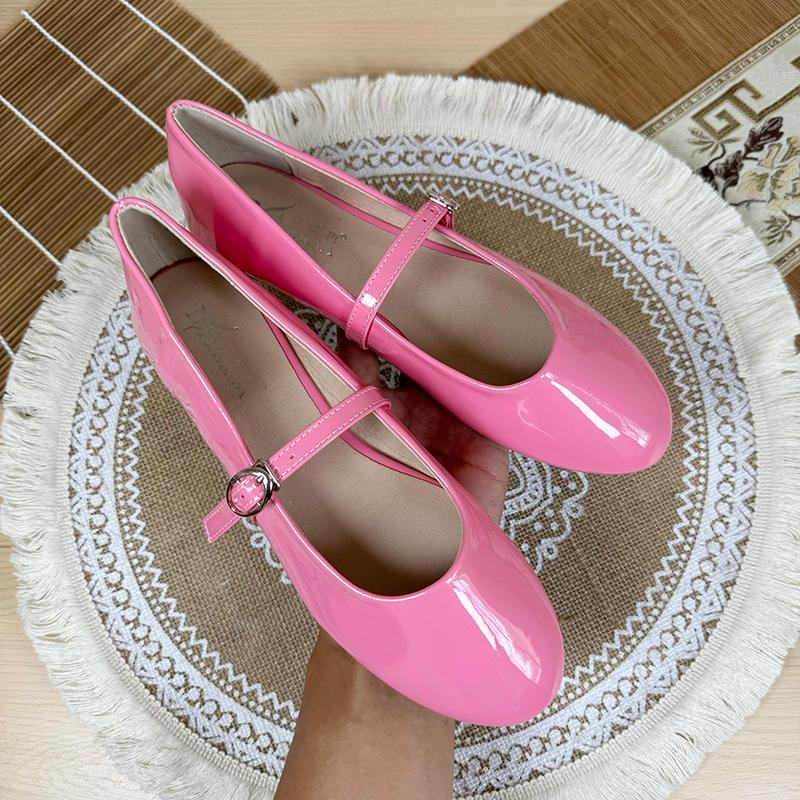 Fashion Flat Shoes Women's Spring Summer Casual Mary Jane Shoes Retro Shallow Round Toe Patent Leather Large Size Women's Shoes 42 43