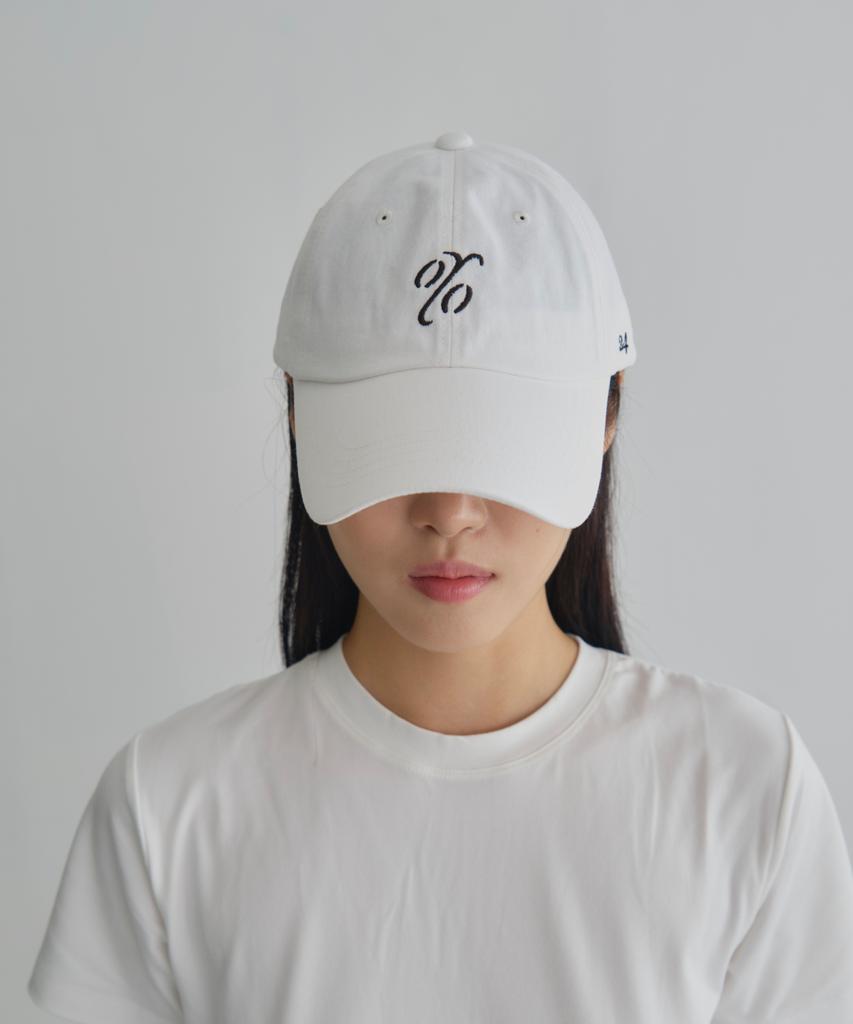 Onyueooun Symbol Logo Ball Cap ( White Black)