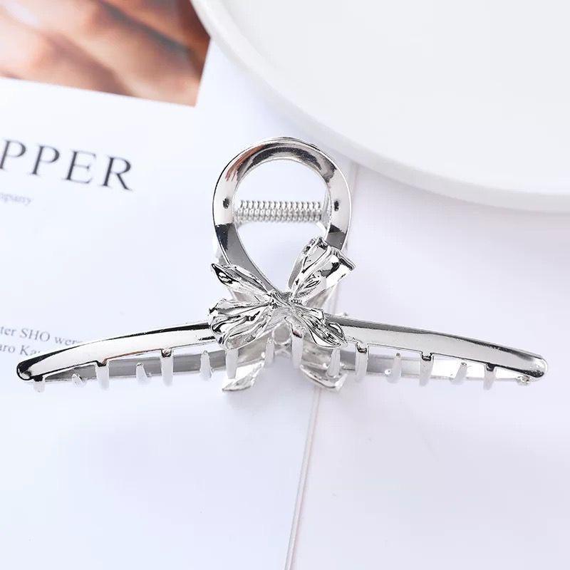 Pinza a morsetto in metallo ad alto livello con fiocco per capelli 2024 per donna: Pinza per Capelli a Forma di Squalo, Grande, Elegante, Stile Freddo, per la Nuca