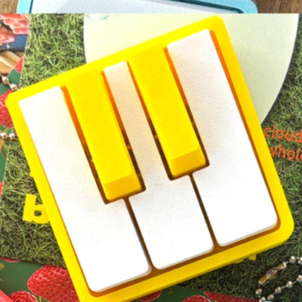 Kickkick Factory 5-Pocket Piano Clicker Keyring