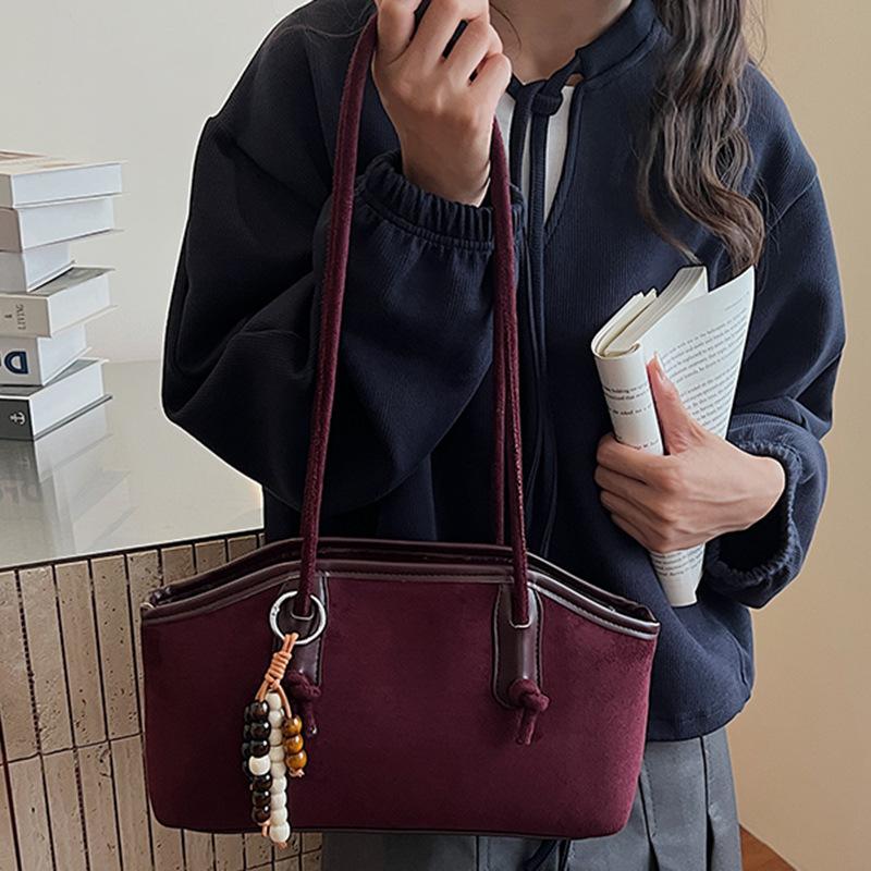 Premium texture retro large-capacity bag women's 2025 new summer commuter shoulder bag portable tote bag