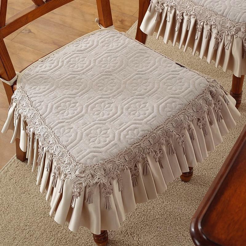 Prošívaný polštář na kancelářské a jídelní židle Čtvercový design Univerzální pro všechna roční období Tenký sedák na restaurační stoličku a židli Pohodlí