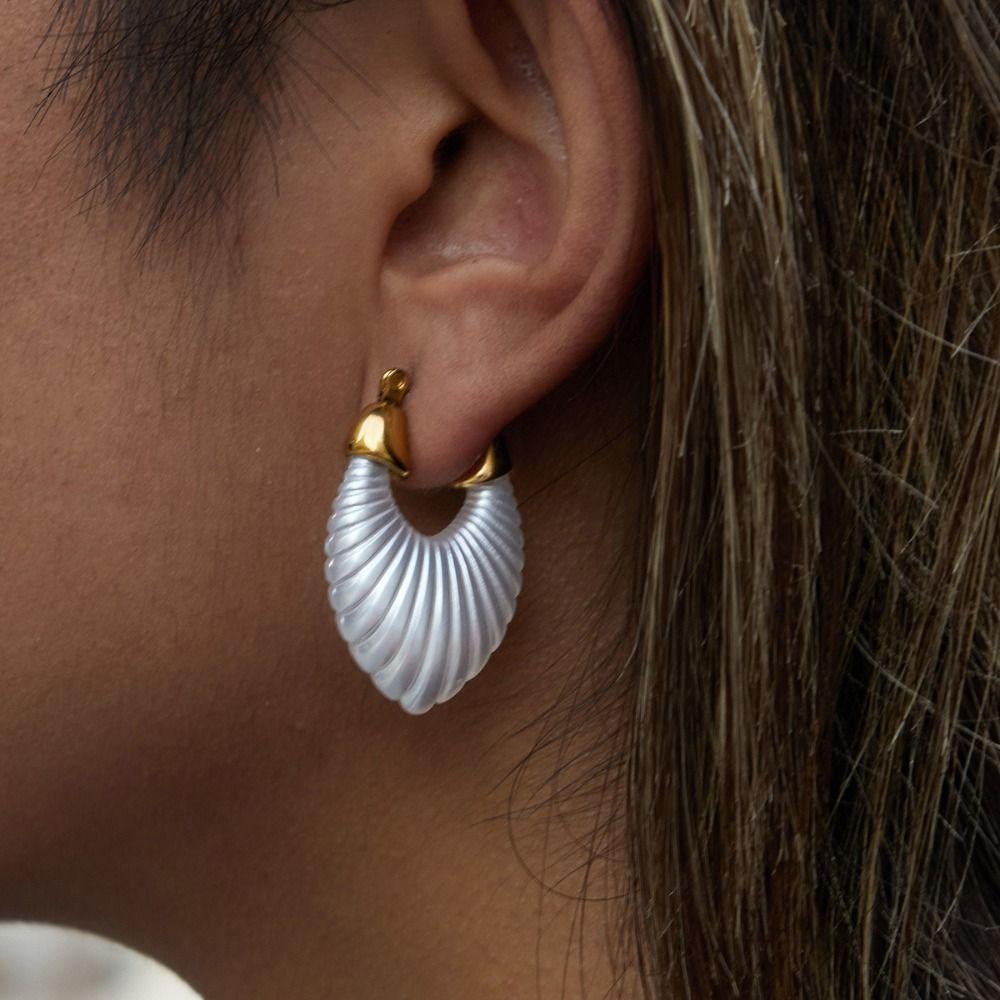 Stainless Steel Hoop Earrings Gold Color Huggie Earrings Vintage Resin Pearl Earrings  Gift