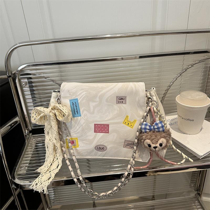 Spring color large-capacity tote bag women's new fashion retro shoulder commuter bag chain bucket bag