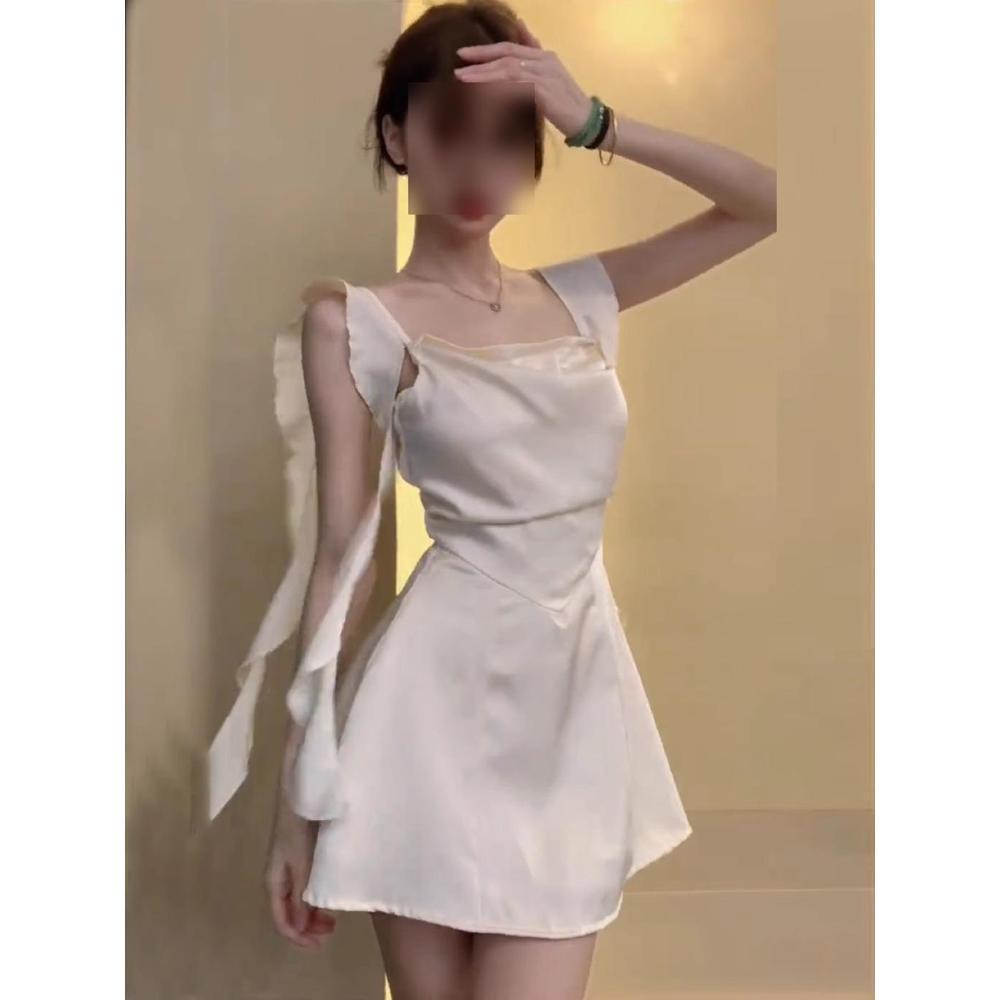 

Элегантное платье на бретелях-лентах с открытой спиной и краем в виде лепестков лотоса - Французское высококлассное А-силуэтное короткое платье для женщин, Идеально для лета XL (for 110-120 jin) шампанского