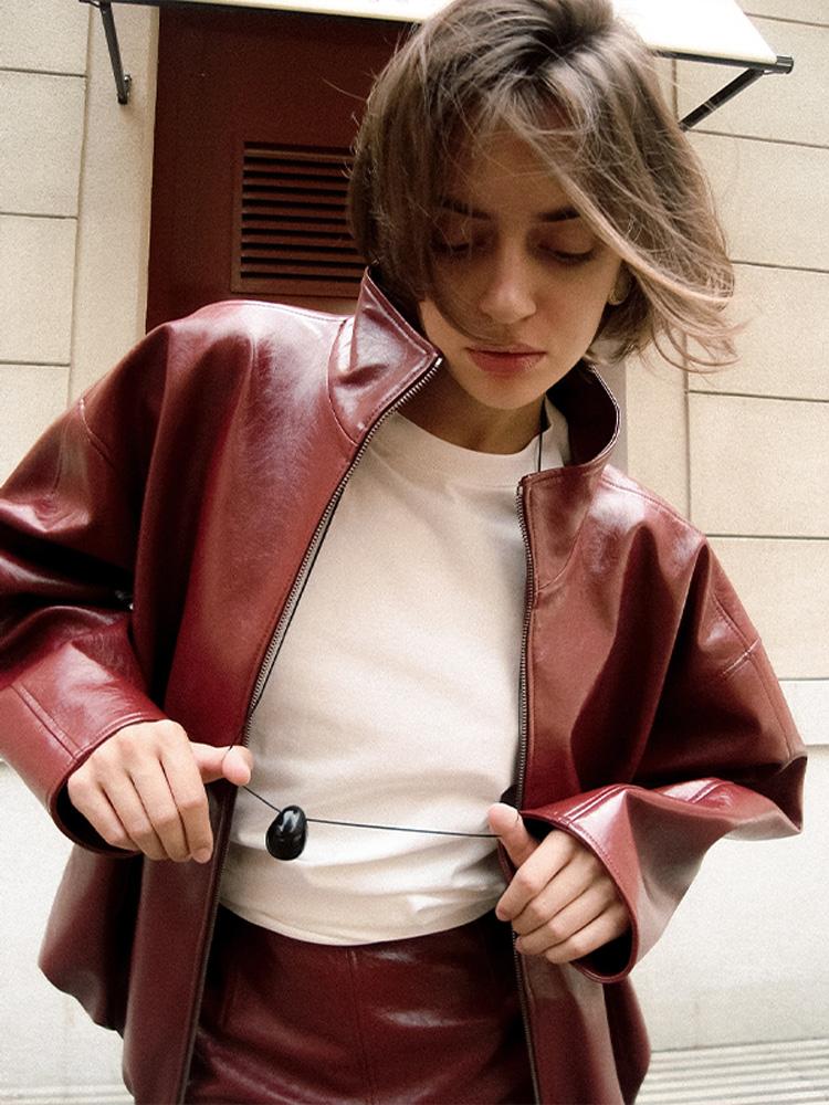Women's Faux Leather Jacket in Retro Motorcycle Style Stand Up Collar Zipper Jacket Autumn Winter