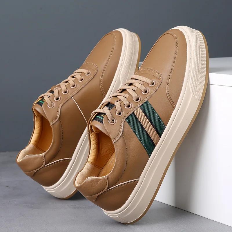 2024 Herbst Neue Schuhe für Herren Echtleder Freizeitschuhe Trend Gestreifte Flache Skateboard-Schuhe Street Cool Schnür-Sneaker