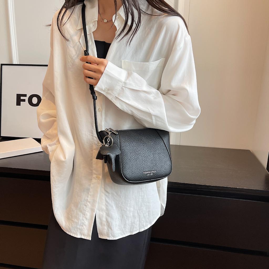 Mirad atmosphere new crossbody bag retro light luxury high-end original niche design armpit bag