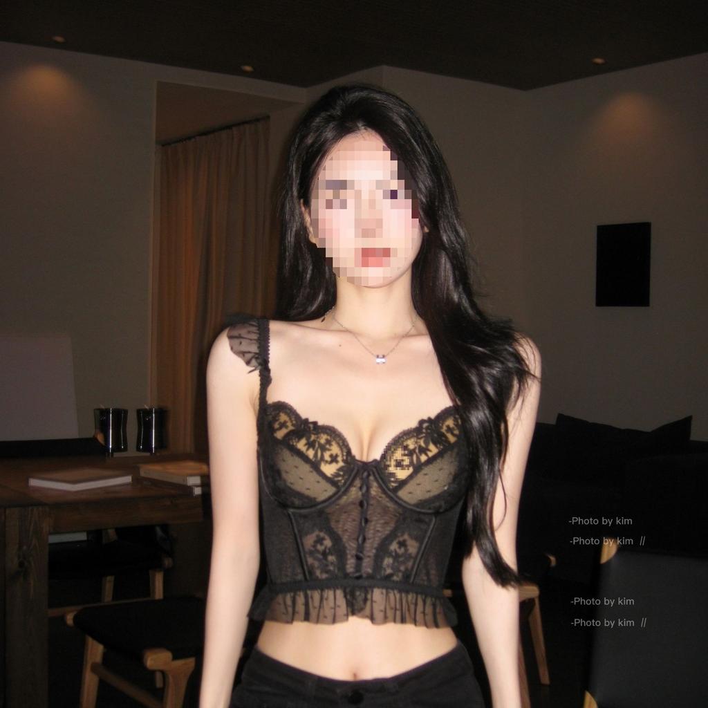 Black Fishbone Lace Suspender Vest Women's Summer V-neck Bra Underwear Inside and Sexy Short Top Outside