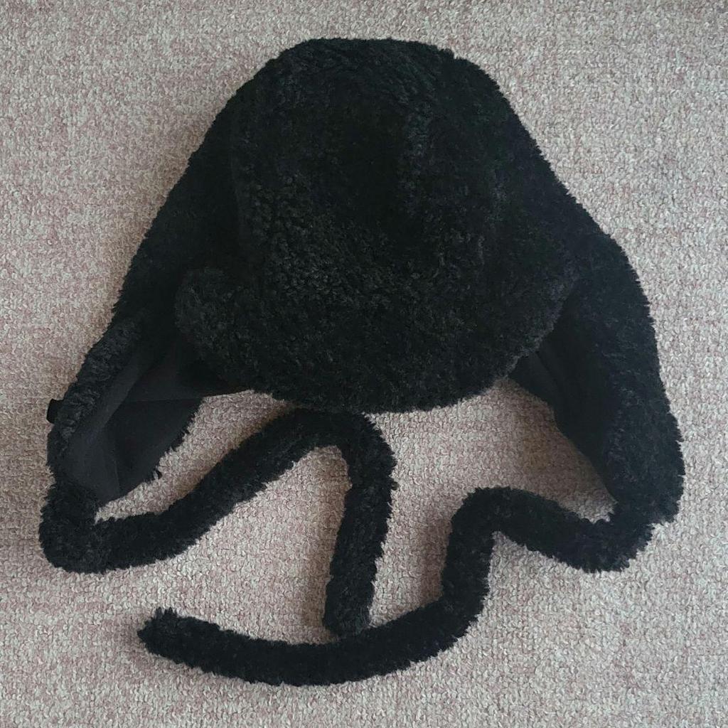 [USED] Felix Wears an OVLA Shearing Boucle Trooper Hat
