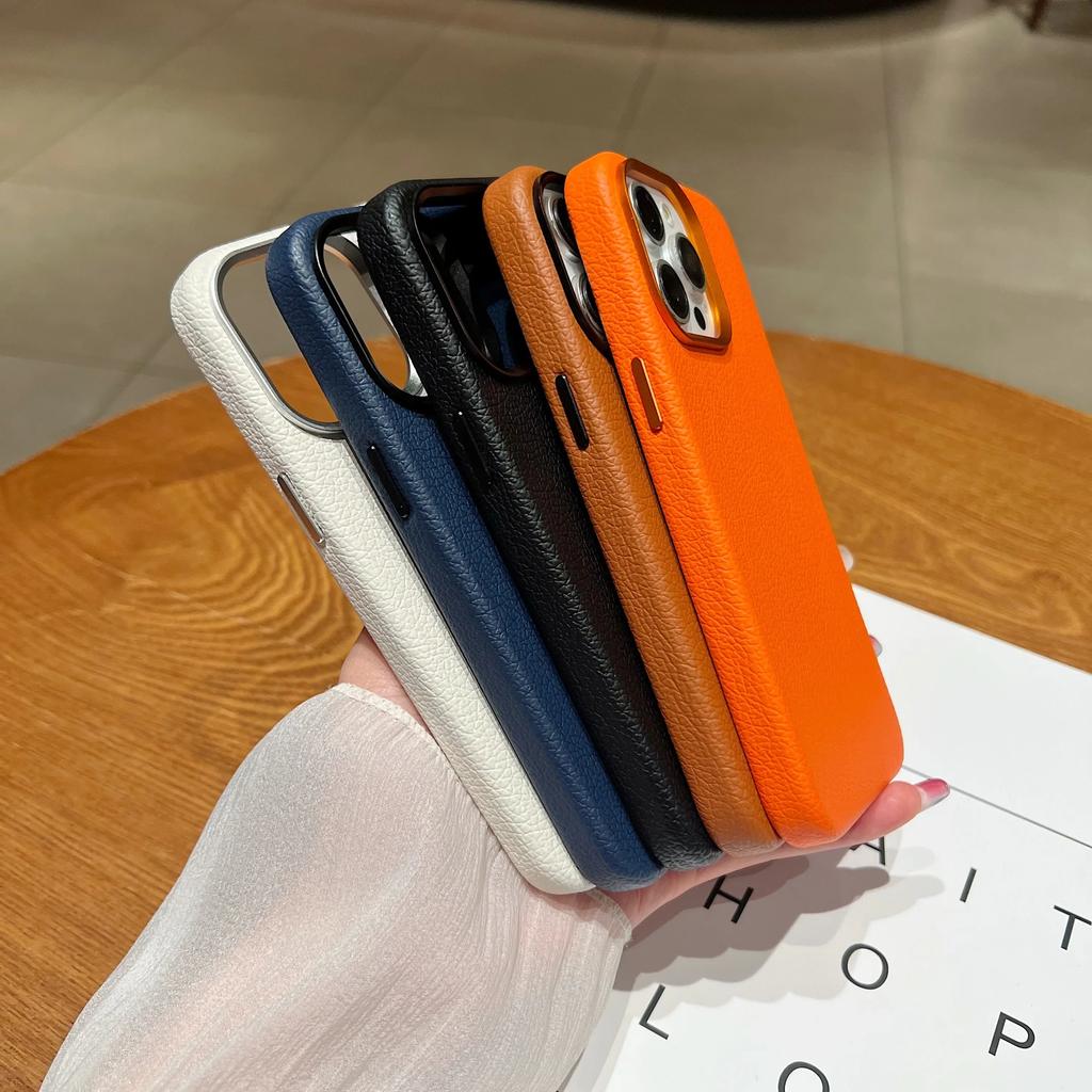 Luxury Leather Magnetic Phone Case for iPhone 17 Air 16 15 14 13 Pro Max Wireless Charging Shockproof Phone Cover Etui Coque