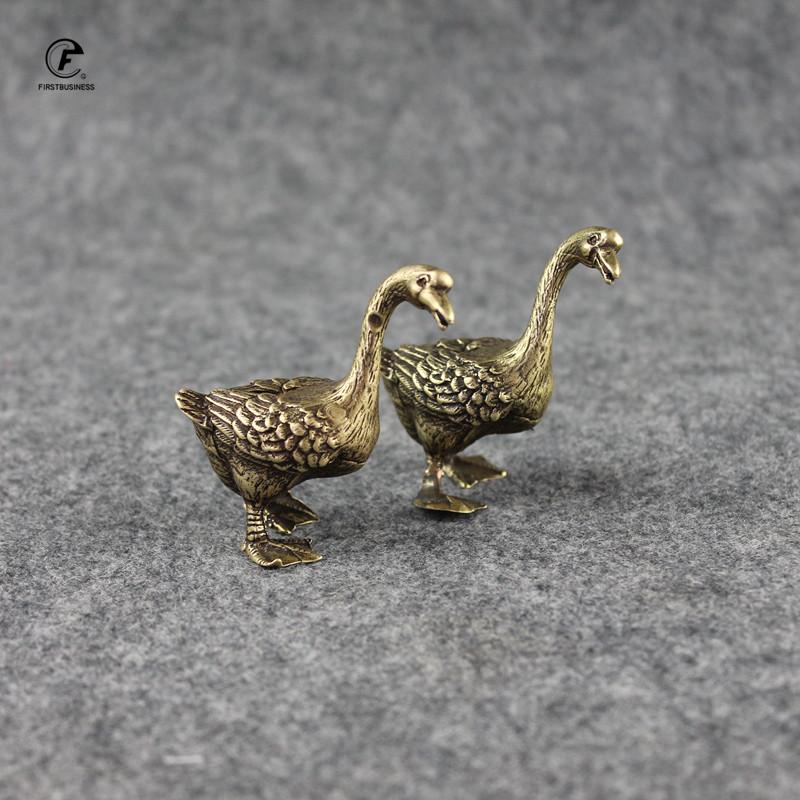 Retro Copper Solid Goose Figurines Small Animal Statue Ornaments Antique Brass Tea Pet Decor Office Desk Decoration Accesories
