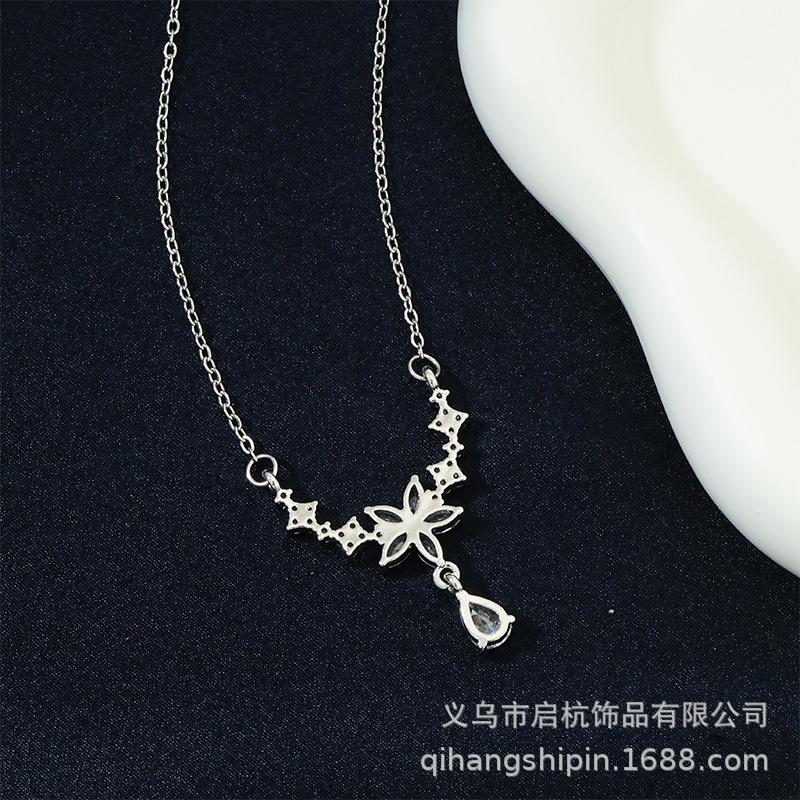 Design Tassel Flower Necklace Women'S Light Luxury Simple Versatile Natural Zircon Water Drop Pendant Clavicle Chain