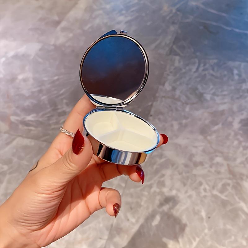 Luxury Rhinestone Portable Pill Box - Travel-Friendly Storage Solution