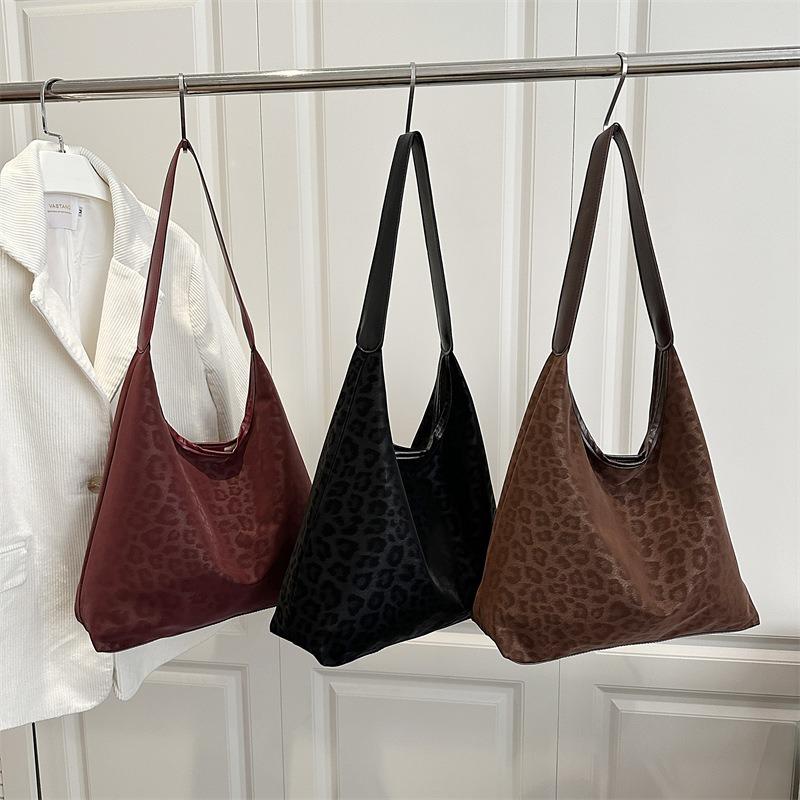 Retro fashion leopard print tote bag women's trend casual large capacity shoulder bag versatile underarm bag commuting