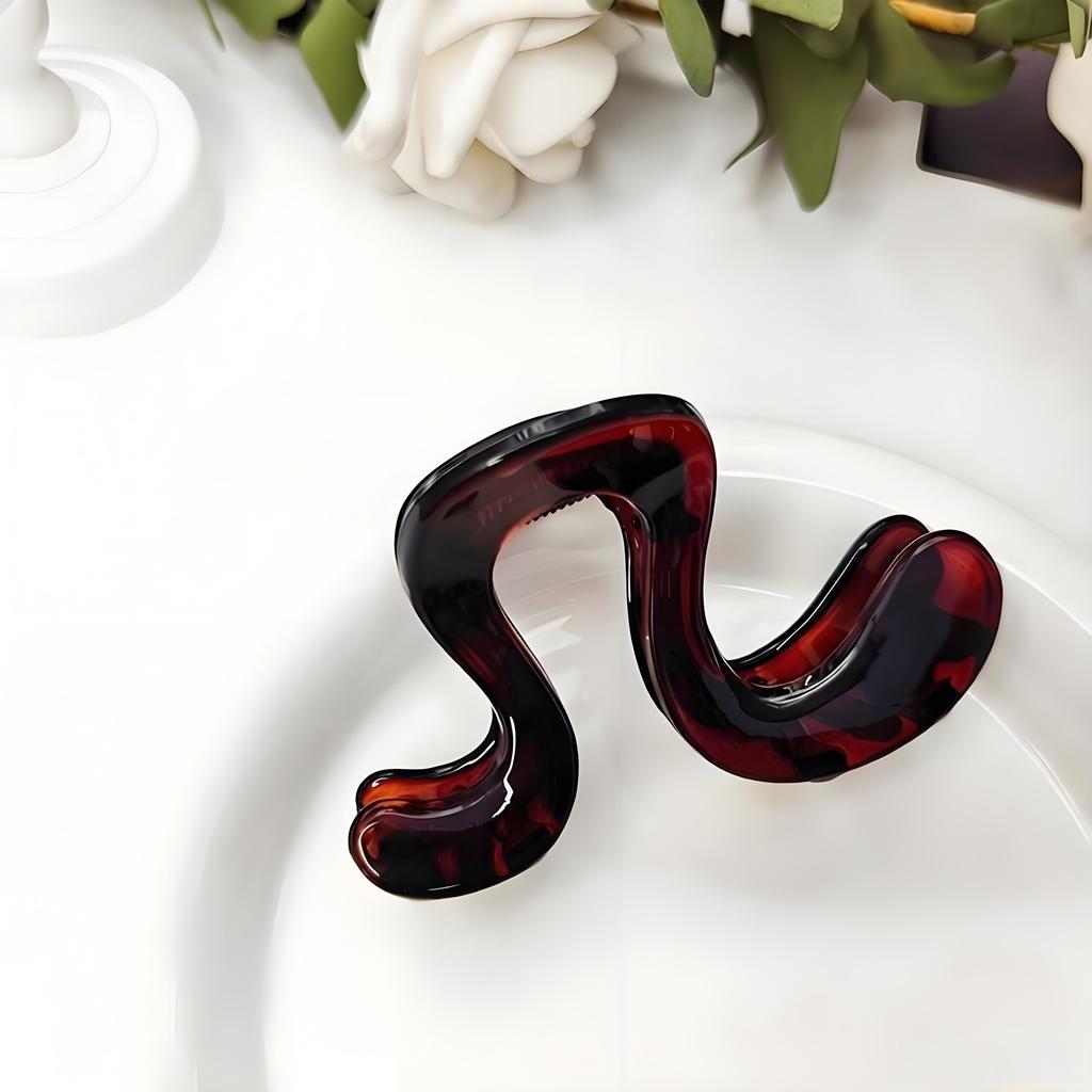 Creative 1PC half-braided hair clips shark clips Lady's hair fixation clips popular hair clips braided
