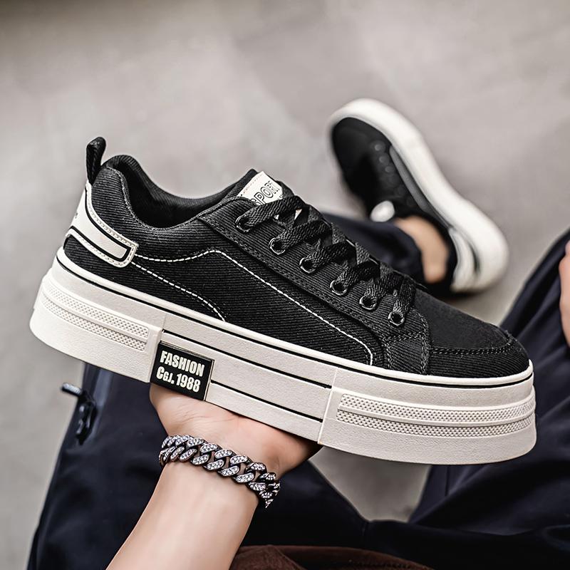 Men’s Blue Sports Shoes Casual Canvas Shoes Street Style Running Sneakers Students Over Sized Black Skateboard Shoes