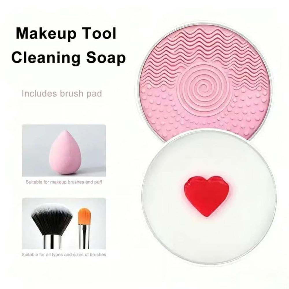 Silicone Makeup Brush Cleaning Pad (with Soap Base) – 100g solid shampoo bar with a silicone cleaning pad for cleaning makeup sponge brushes.