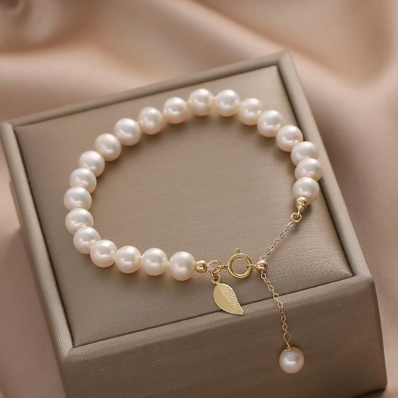 Golden Jade Leaf Natural Freshwater Pearl Bracelet Design Valentine's Day Gift Exquisite Heart-Shaped Handmade Crystal