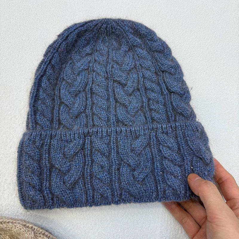 Autumn and winter new big head circumference twist wool hat men's and women's pullover hat wool hat knitted ear protection warm cold hat
