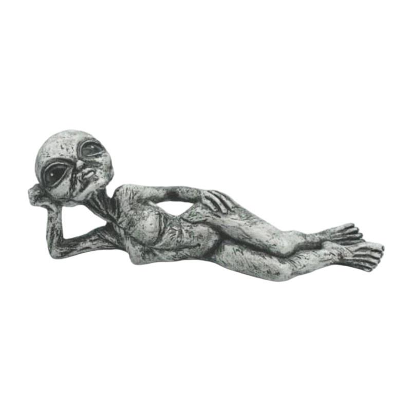 Alien Resin Statue Ornament Alien Garden Sculptures & Statues Yard Best Art Decor For Indoor Outdoor Home Or Office Collectible