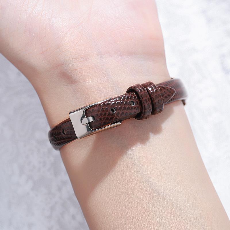 Fashion Personality Niche Square Plate Quartz Watch Women'S Diamond-Encrusted Light Luxury Temperament Student Belt Watch
