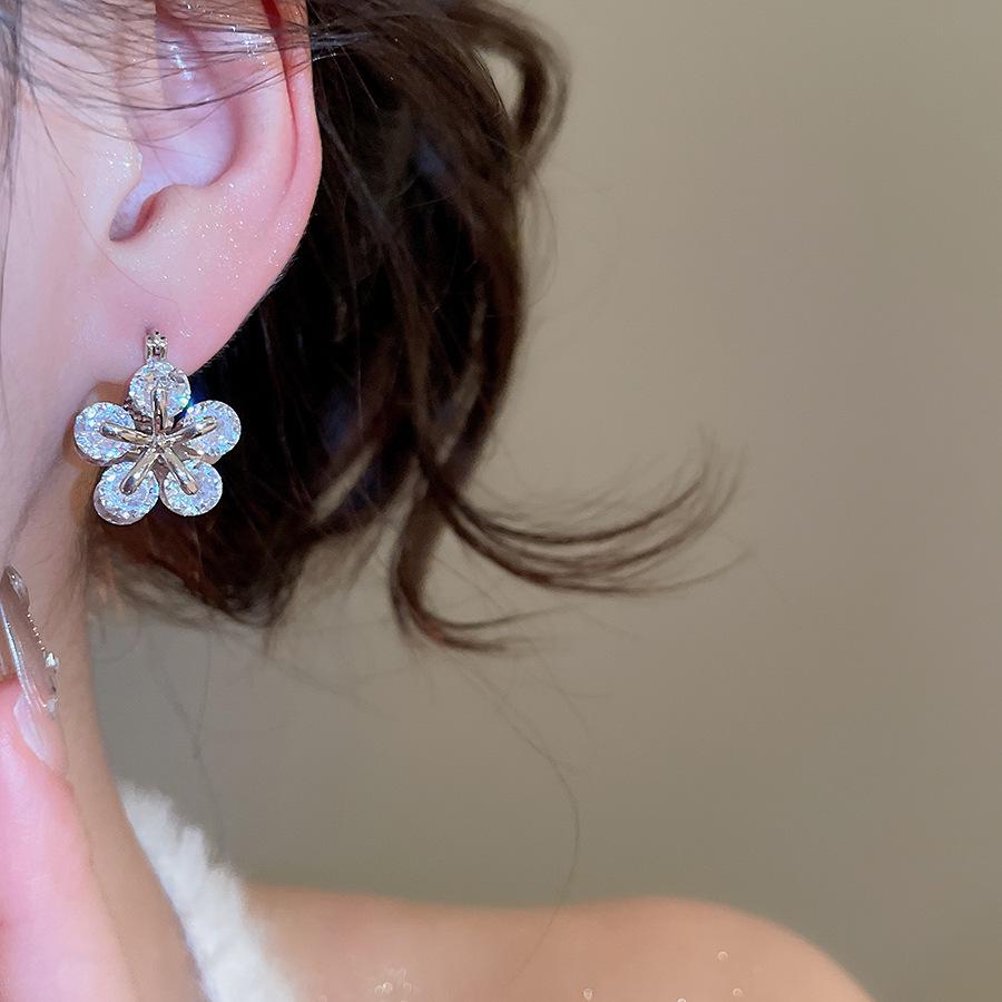 Korean Sweet Zirconia Double-Sided Floral Earrings - Luxury, High-End, Fashionable Jewelry for Women
