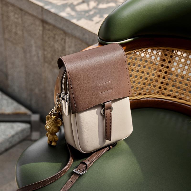 

Mrs. Qiao s Phone Bag for Women, Crossbody 2025 New Autumn Winter Niche Versatile Mini Bag, Lightweight Small Shoulder Bag for Ladies Long13CM*Thick5.5CM*High2