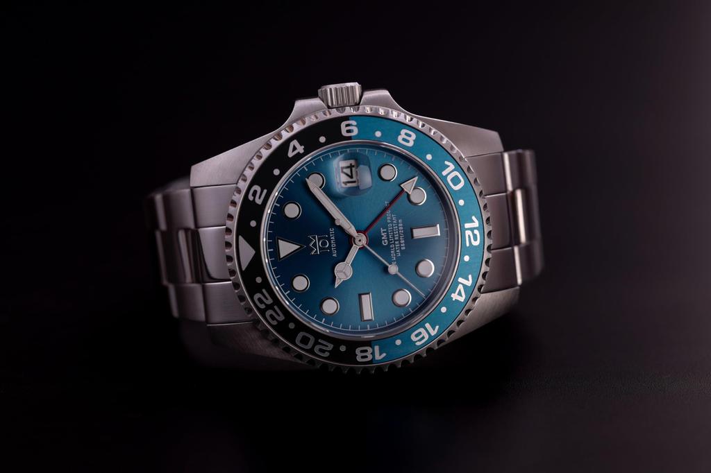 NEW Model Hyakuichi Mechanical Watch Automatic Manual Winding GMT Watch 200m Water Resistant Date Stainless Steel Bracelet Viking Blue [HYAKUICHI 101]
