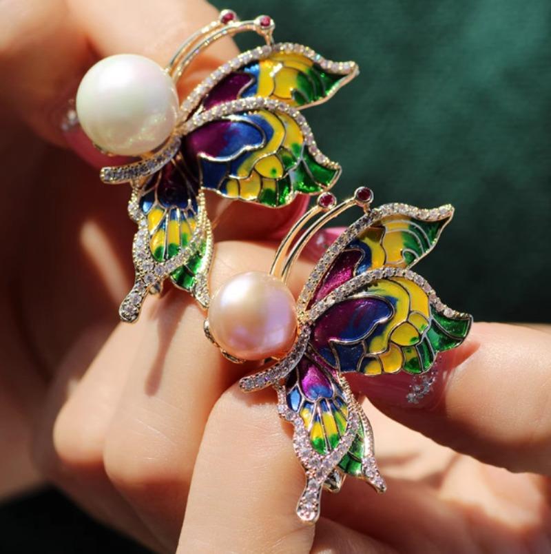 1Pc Trendy Pearl Butterfly Brooch for Women Men Fashion Butterfly Insect Brooches Pins Jewelry Accessories Party Gifts