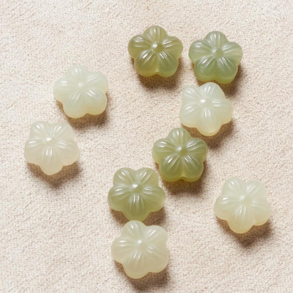 Qinghai Hetian Jade Cloud Flower Beaded Bracelet