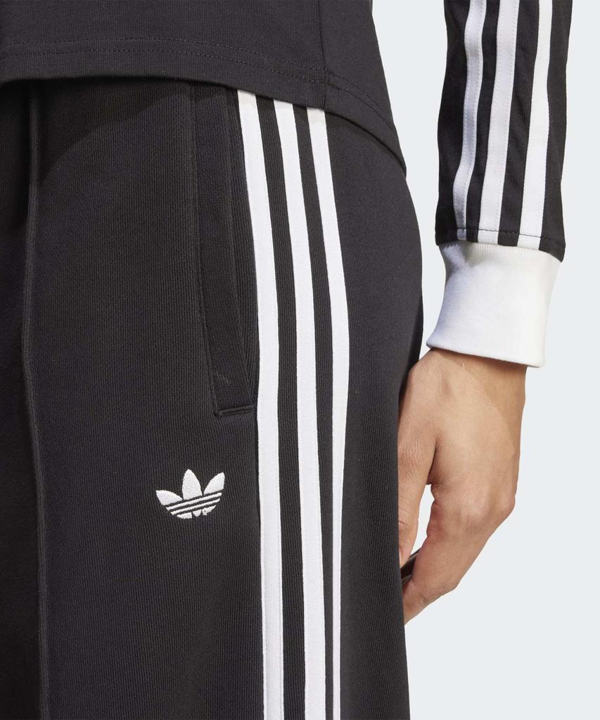 ADIDAS 3-Stripe Wide Sweatpants - Black:White / Jv7473