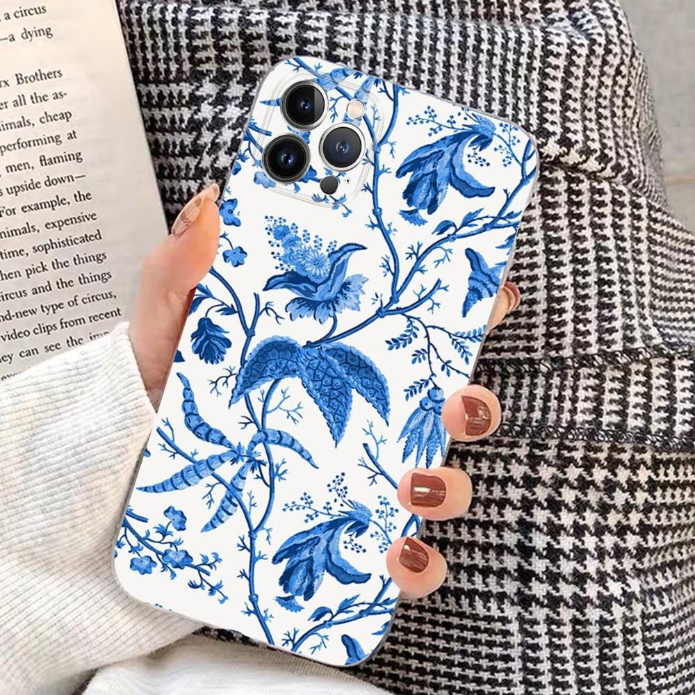 Blue and white porcelain Phone Case for iPhone 15 8 7 6 6S Plus X SE 2020 XR XS 14 11 12 13 Mini Pro Max Mobile Case