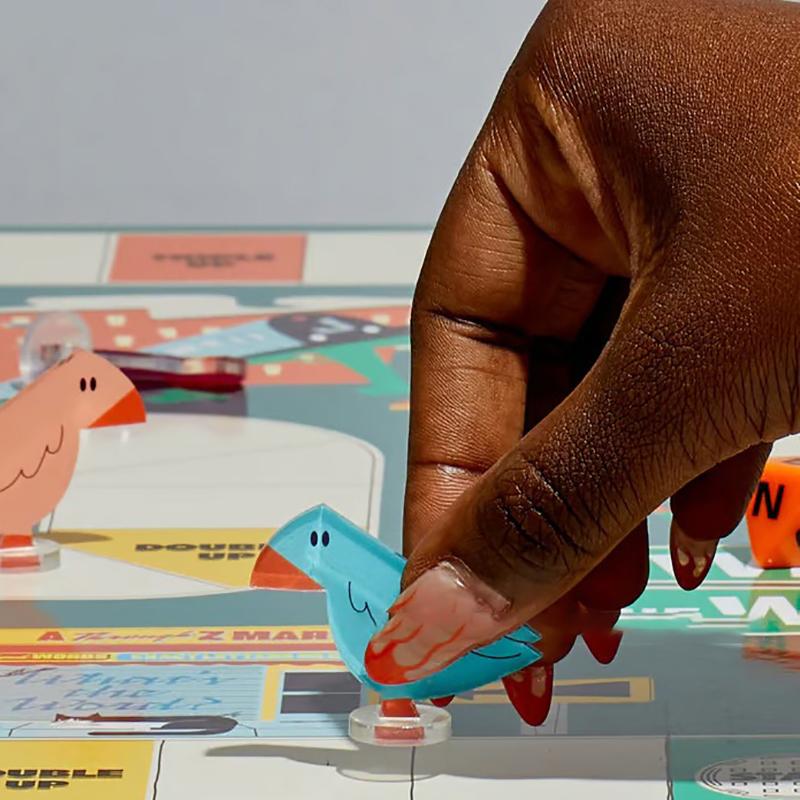 Víš, co říkám Hra na hádání slov od Hygge Games Stolní hra, při které všichni hádají a smějí se